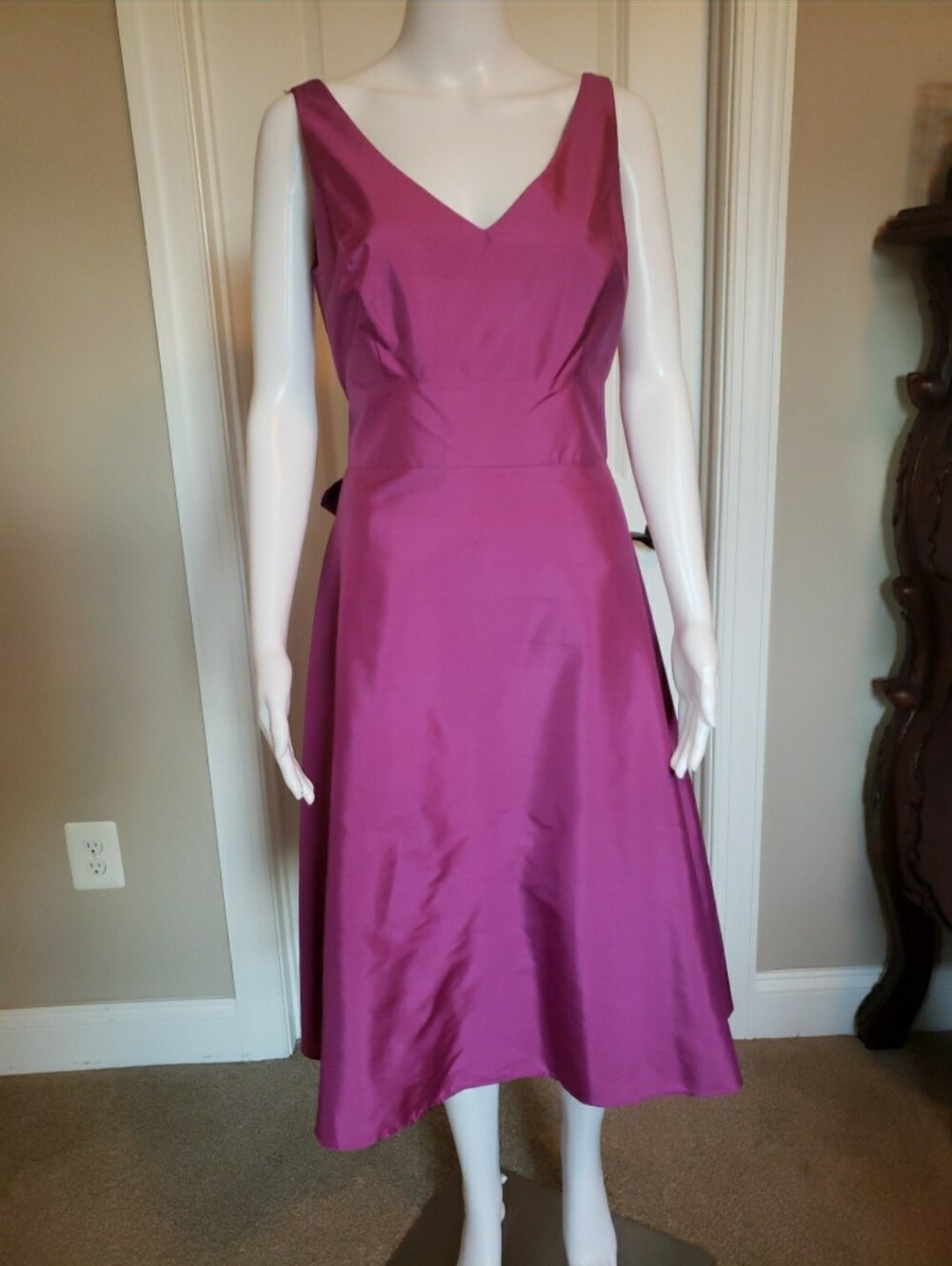 Ann Taylor Celebrations Sleeveless V-Neck Magenta Silk Midi Dress